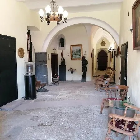 Gothic House Lejlighed
